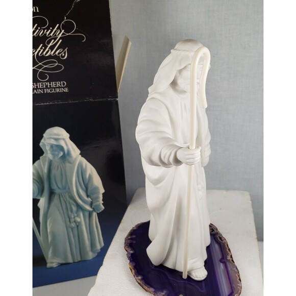 Vintage 1983 Avon Bisque Porcelain Nativity Collectable "The Shepherd " Figurine - Picture 11 of 15